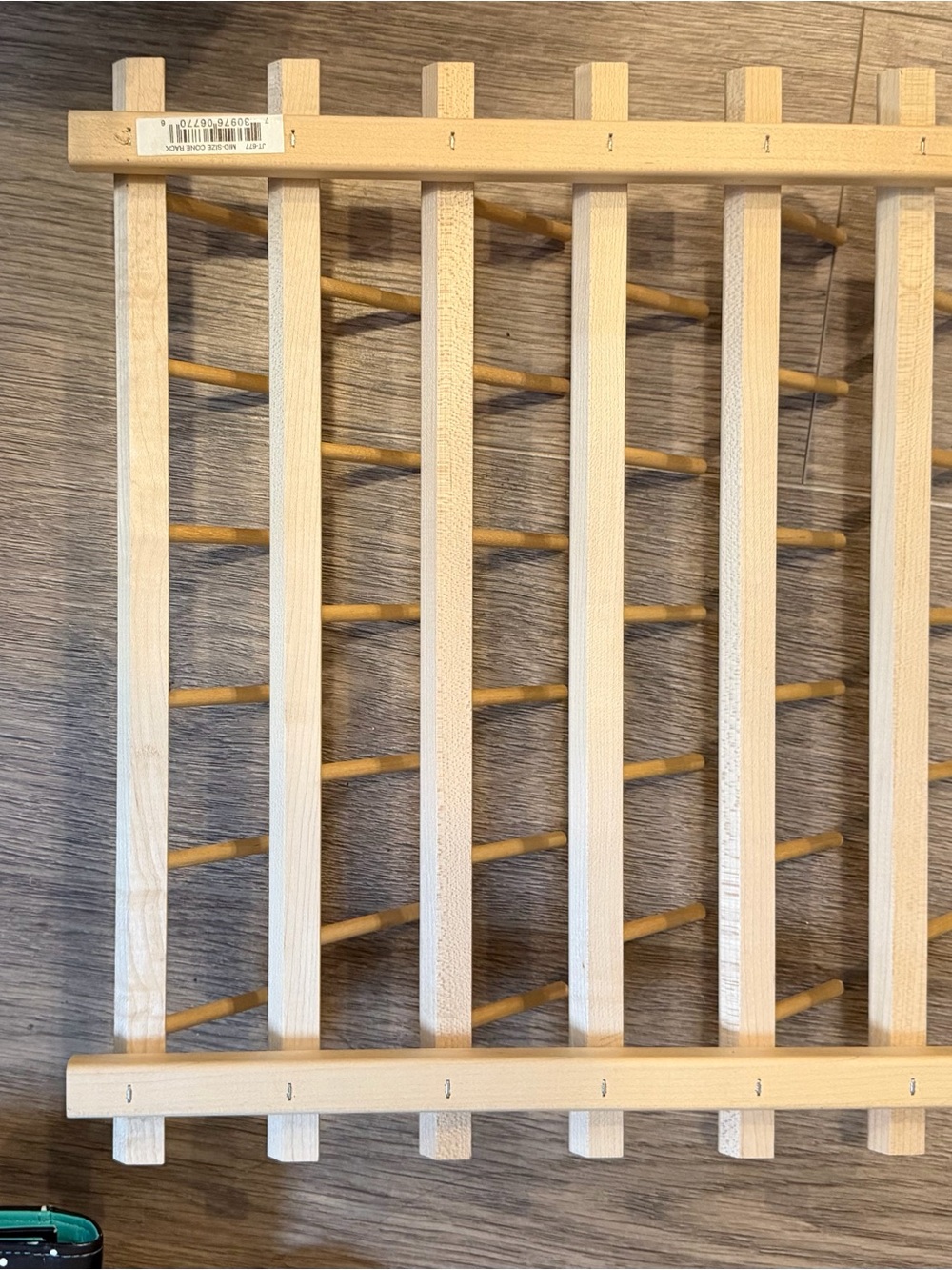 Light Wood thread Spool Rack - Picture 2 of 3